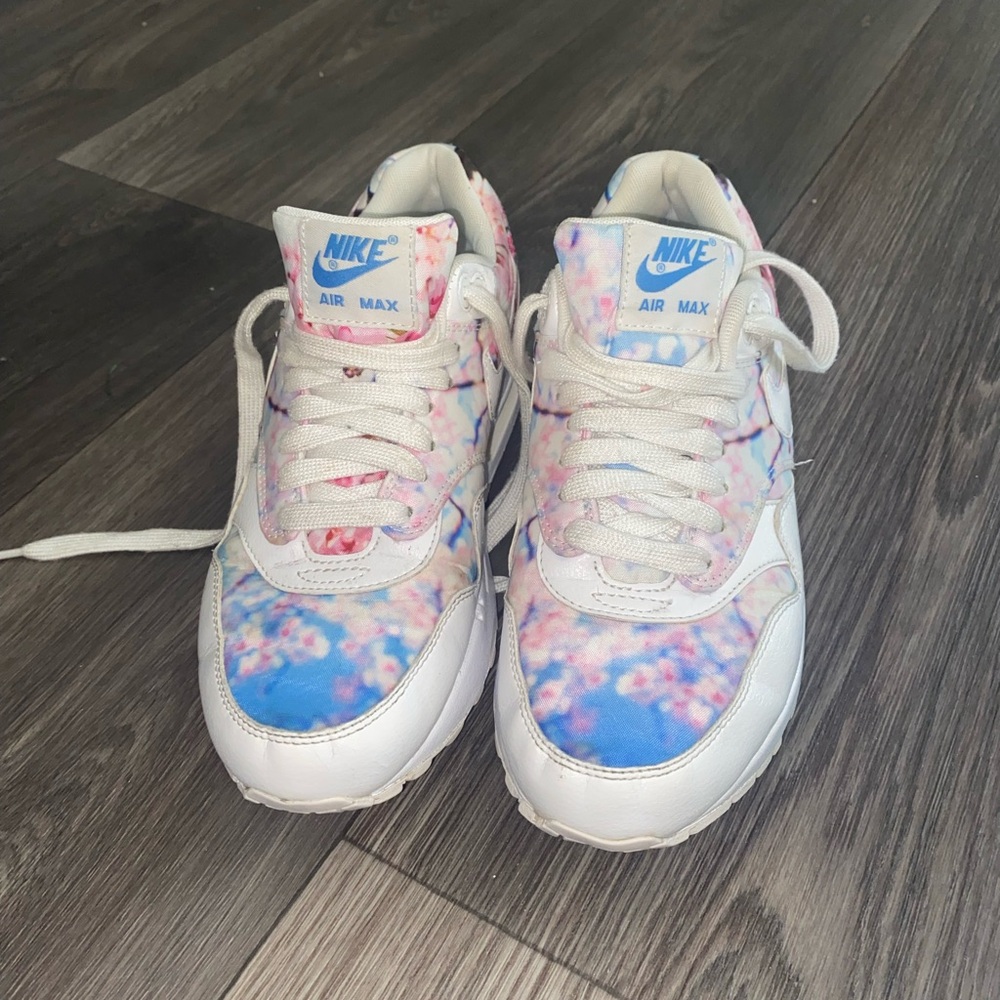 Cherry Blossom Nike Air Max